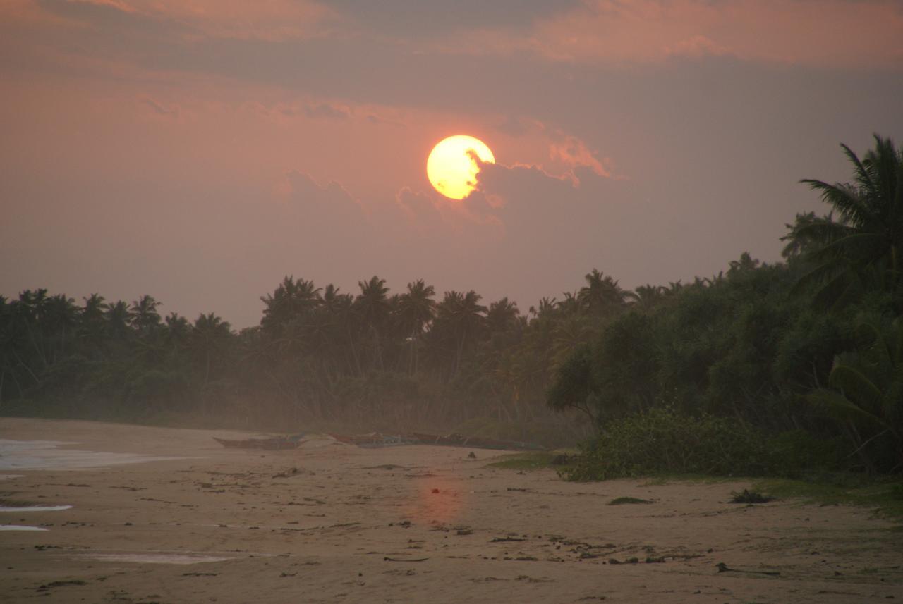 Lanka Beach Grand Villa Rekawa Luaran gambar